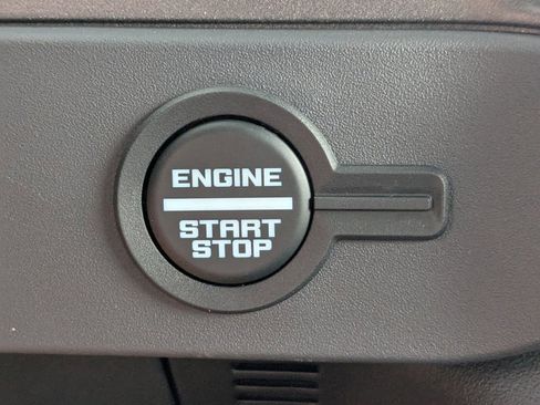 New 2025 Ford Bronco Badlands image 29