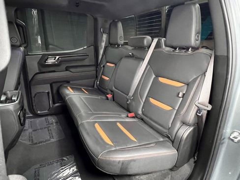 Used 2024 GMC Sierra 1500 AT4 w/ Technology Package image 15