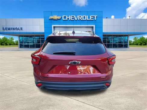 Certified 2024 Chevrolet Trax RS w/ Sunroof Package image 4