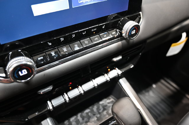 New 2026 GMC Canyon Elevation w/ Convenience Package AWD/4WD image 19