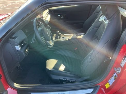 Used 2025 Toyota Supra 3.0 image 12