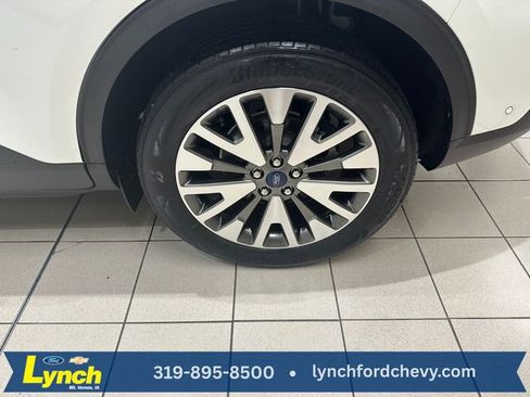 Used 2020 Ford Escape Titanium w/ Titanium Premium Package 2.0 AWD/4WD image 31