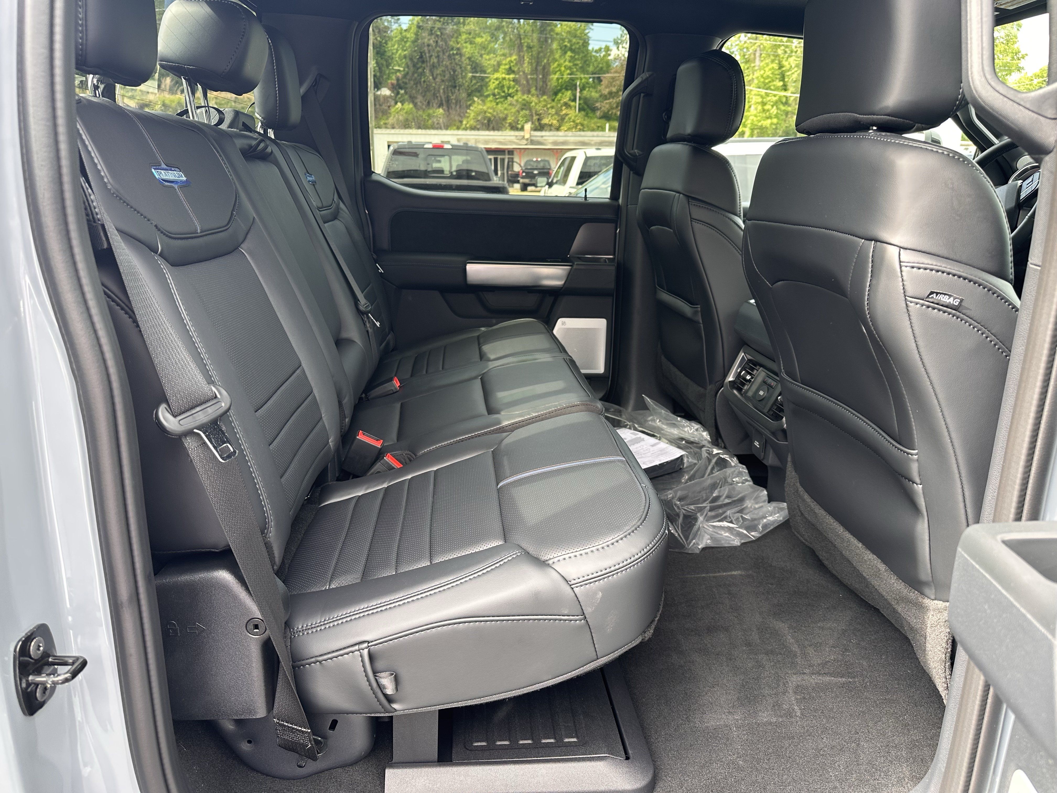 Used 2026 Ford F250 Platinum AWD/4WD image 19