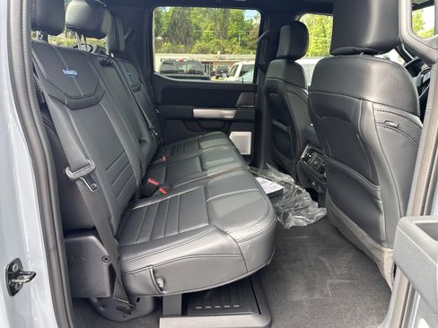 Used 2026 Ford F250 Platinum AWD/4WD image 19