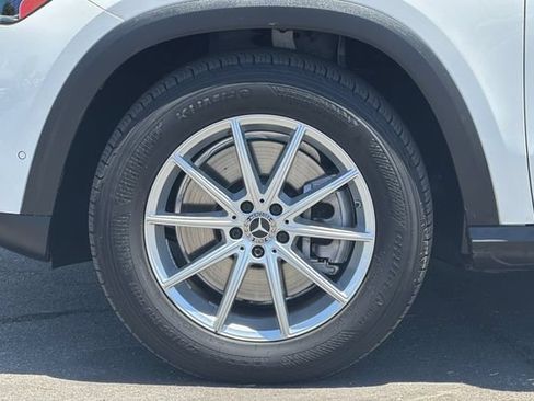 Used 2024 Mercedes-Benz GLE 450e 4MATIC image 34