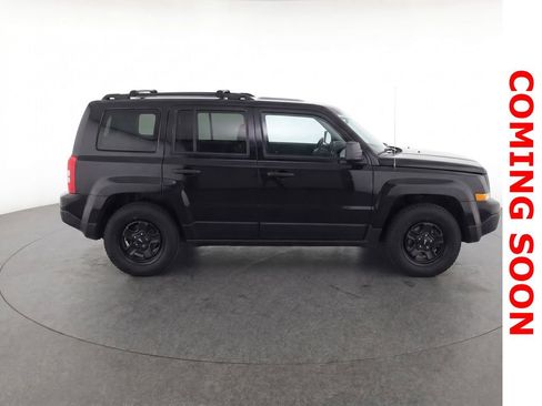 Used 2010 Jeep Patriot Sport FWD image 10
