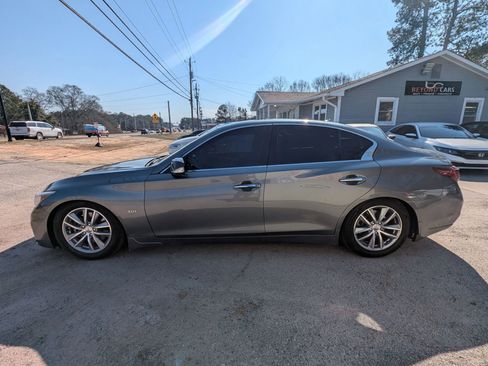 Used 2019 INFINITI Q50 Luxe w/ Essential Package (3.0T Luxe) image 3