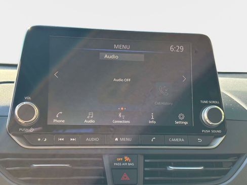 New 2025 Nissan Altima 2.5 SR image 18