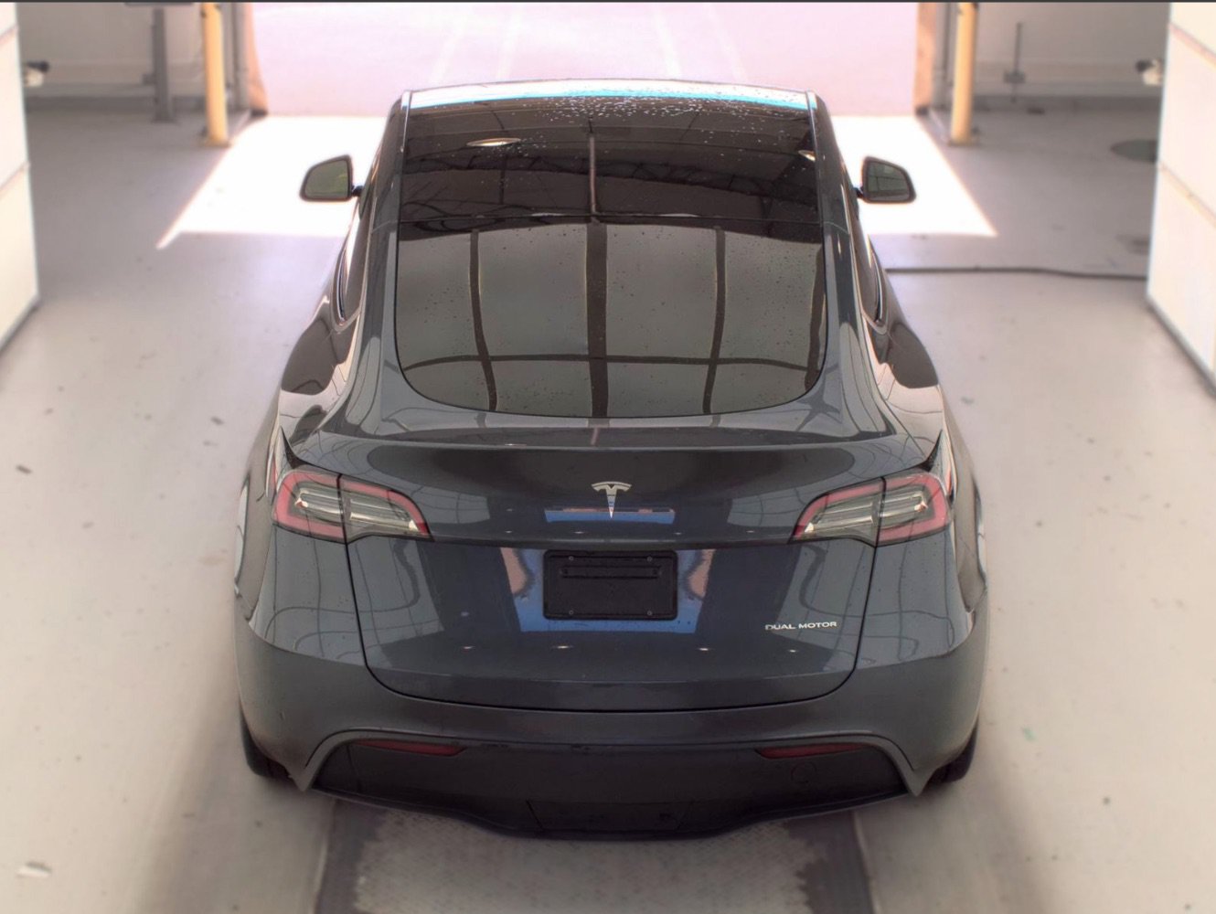 Used 2023 Tesla Model Y Long Range AWD/4WD image 5
