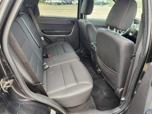 Used 2011 Ford Escape XLT w/ 202A Rapid Spec Order Code AWD/4WD image 17