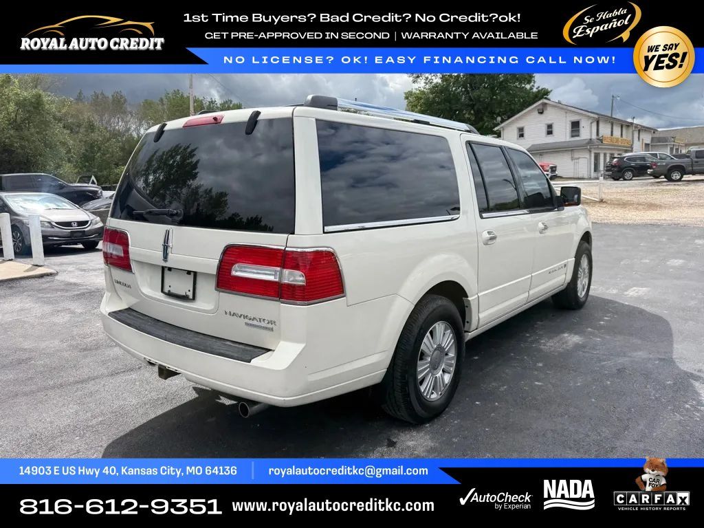 Used 2008 Lincoln Navigator L 4WD image 5