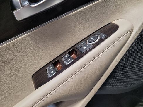 Used 2019 Kia Sorento FWD image 27