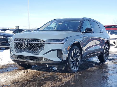 New 2026 Lincoln Nautilus Reserve w/ Jet Appearance Package image 2