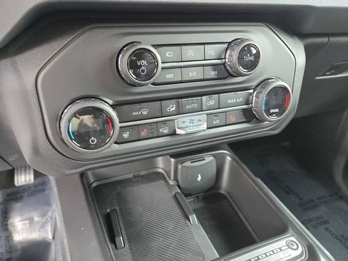 New 2026 Ford Bronco Outer Banks AWD/4WD image 18