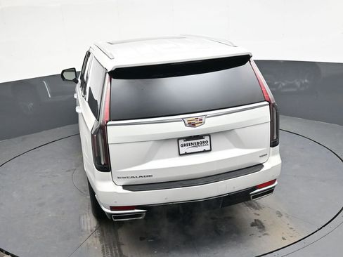 Used 2021 Cadillac Escalade Premium Luxury w/ Driver Assist Tech Package image 27