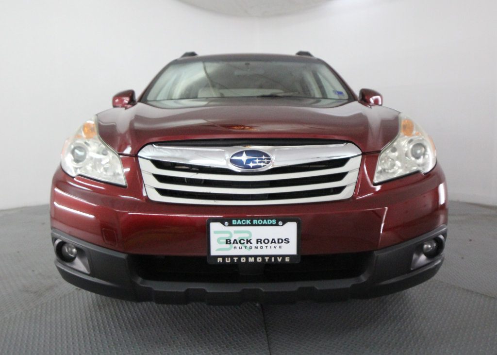 Used 2011 Subaru Outback 2.5i Premium w/ Protection Pkg 1A AWD/4WD image 2