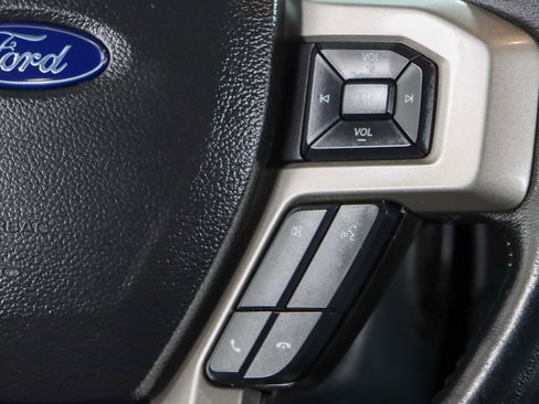 Used 2022 Ford F250 Lariat w/ Lariat Ultimate Package image 15