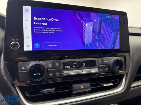 Used 2024 Toyota Grand Highlander XLE image 10