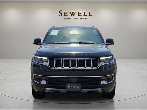 Used 2022 Jeep Wagoneer Series II w/ Convenience Group I RWD image 8