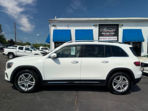 Used 2021 Mercedes-Benz GLB 250 4MATIC image 8