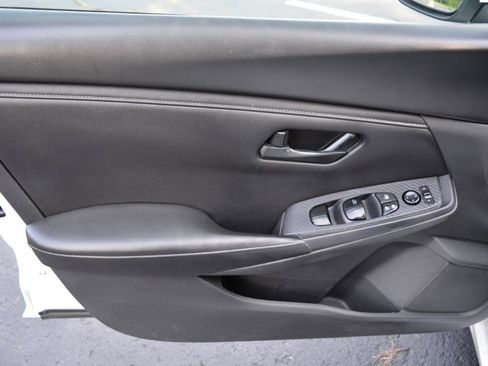 Used 2024 Nissan Sentra S FWD image 9