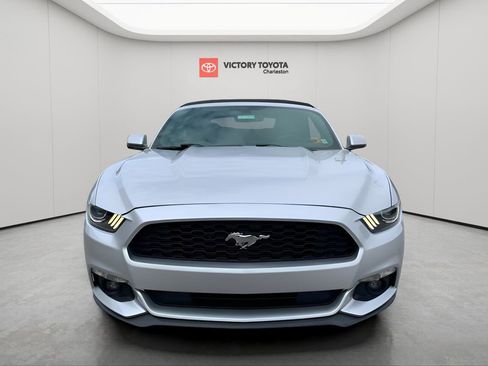 Used 2016 Ford Mustang Convertible w/ Equipment Group 051A image 8