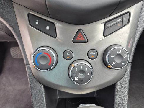 Used 2016 Chevrolet Sonic LS FWD image 23