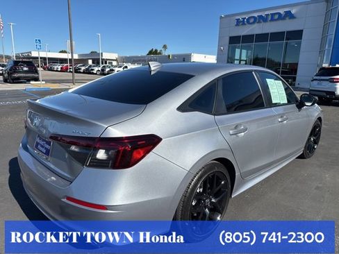 Used 2025 Honda Civic Sport image 5