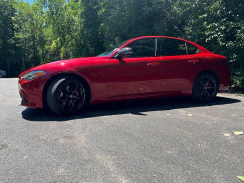 Used 2020 Alfa Romeo Giulia Ti Sport AWD/4WD image 10