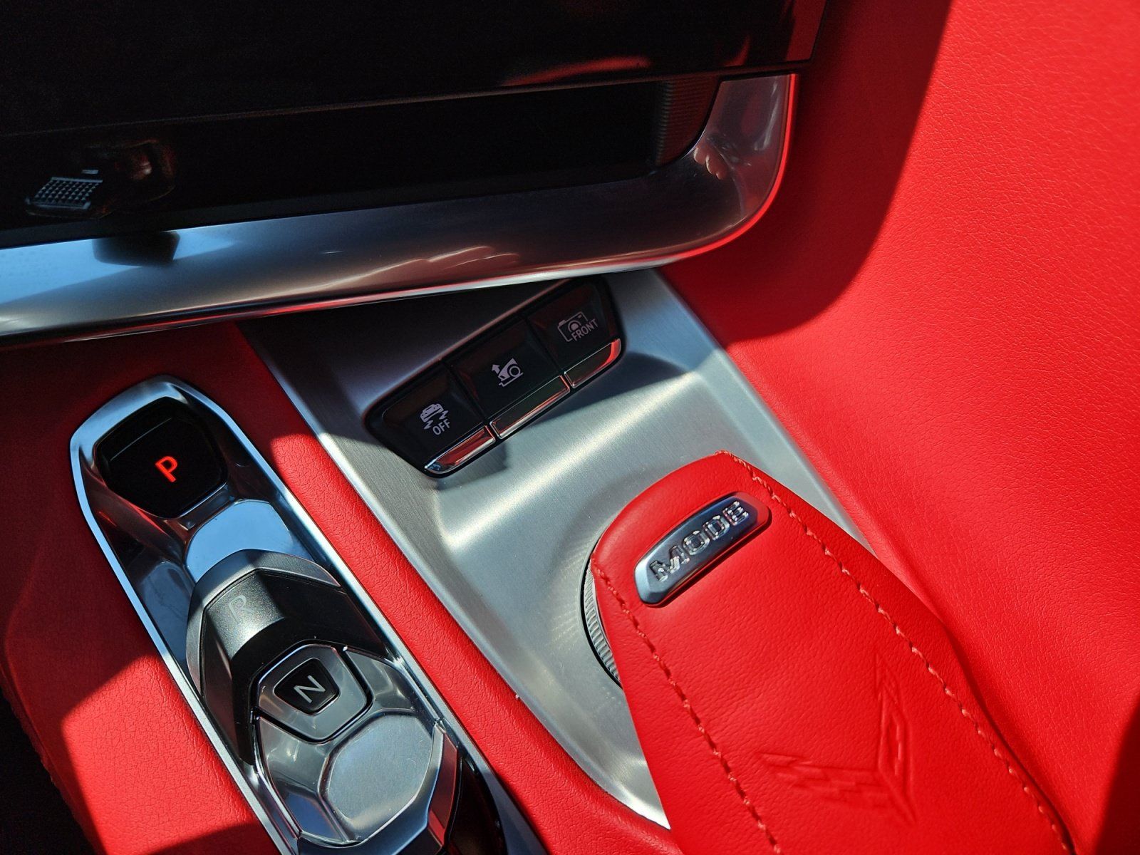Used 2024 Chevrolet Corvette Stingray Preferred Cpe w/ Z51 Performance Package RWD image 23