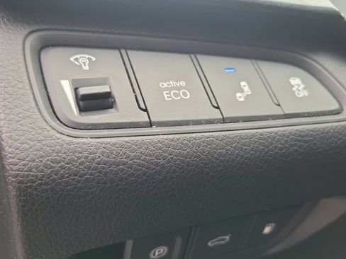 Used 2016 Hyundai Azera Limited FWD image 24