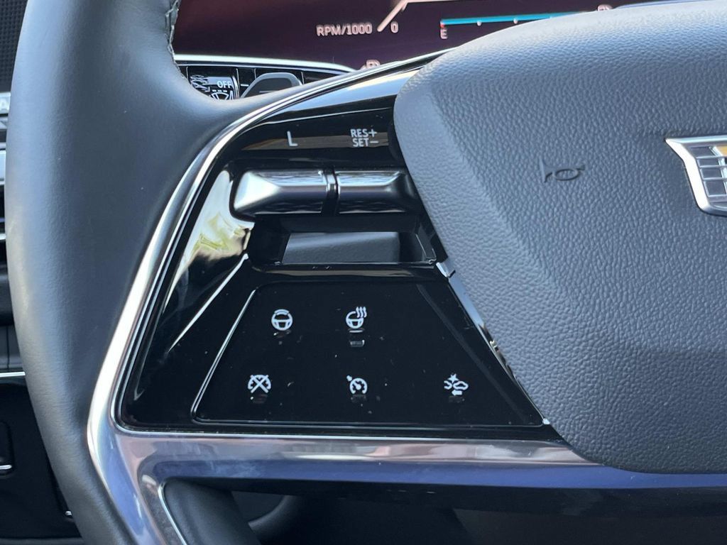 Certified 2025 Cadillac Escalade Sport AWD/4WD image 79