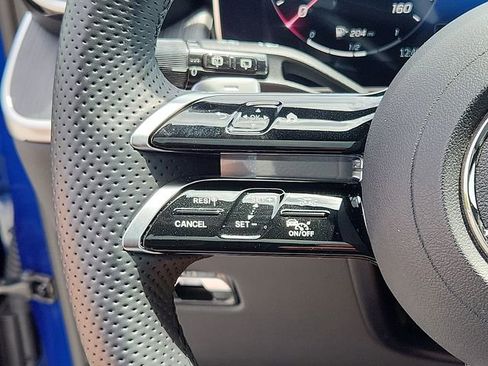 Used 2023 Mercedes-Benz GLC 300 4MATIC image 22