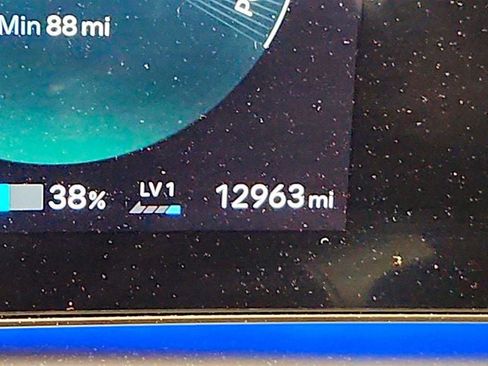 Used 2026 Hyundai Ioniq 9 Calligraphy AWD/4WD image 15