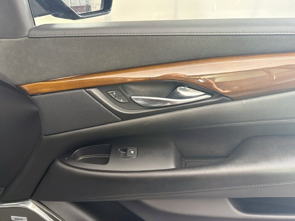 Used 2019 Cadillac Escalade Premium Luxury w/ Escalade Sport Edition RWD image 28