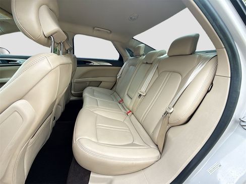 Used 2019 Lincoln MKZ Premiere image 26