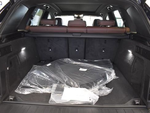 New 2026 BMW X5 xDrive40i w/ M Sport Package AWD/4WD image 16