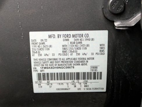 Certified 2022 Ford Explorer XLT w/ Equipment Group 202A image 26