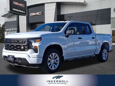 Used 2022 Chevrolet Silverado 1500 Custom image 4
