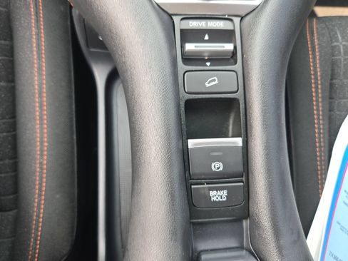 Certified 2024 Honda HR-V Sport image 18