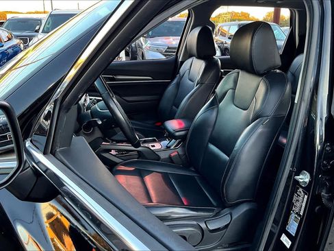 Used 2022 Kia Telluride LX image 7