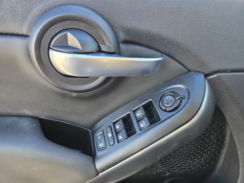 Used 2023 FIAT 500X Pop w/ Comfort Group image 17