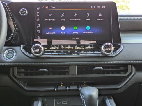 Used 2024 Chevrolet Colorado LT w/ LT Convenience Package III image 5