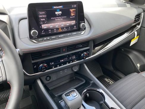 New 2026 Nissan Rogue SV AWD/4WD image 17