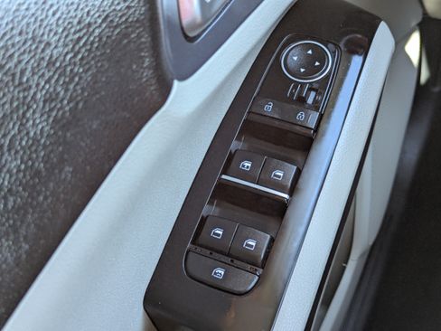 Used 2022 Kia Soul S FWD image 23