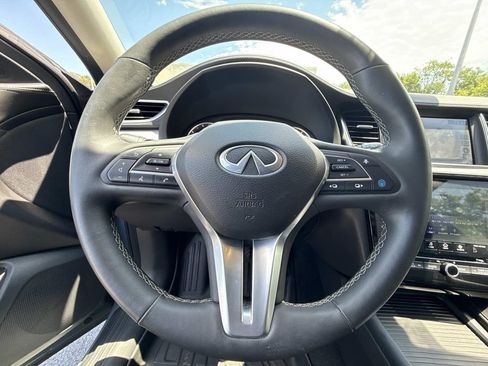 Used 2022 INFINITI QX50 Essential AWD/4WD image 11