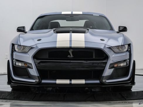 Used 2022 Ford Mustang Shelby GT500 w/ Carbon Fiber Track Pack RWD image 35