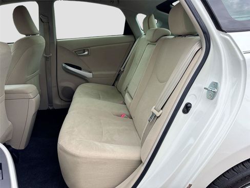 Used 2015 Toyota Prius Two FWD image 22