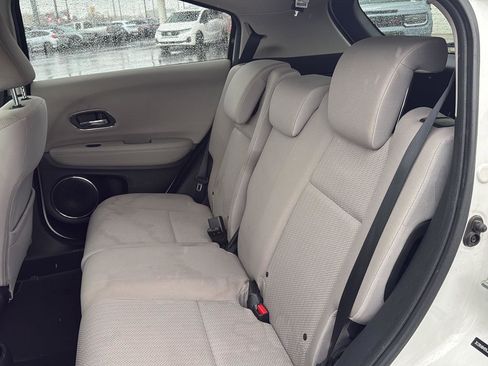 Used 2018 Honda HR-V EX image 20