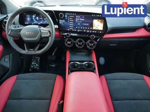 Used 2024 Chevrolet Blazer EV RS image 17